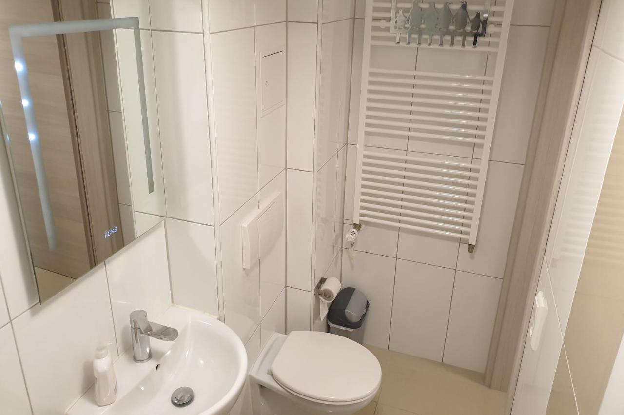 Moderne Einliegerwohnung Amara - Friedrichshafen Am Bodensee מראה חיצוני תמונה
