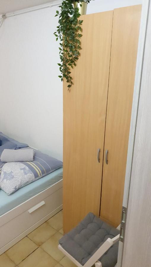 Moderne Einliegerwohnung Amara - Friedrichshafen Am Bodensee מראה חיצוני תמונה