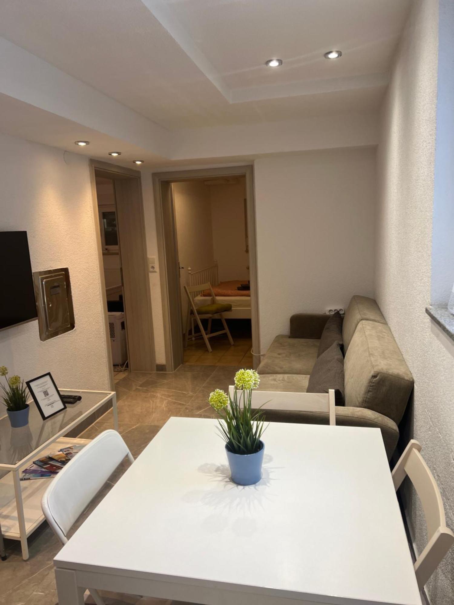 Moderne Einliegerwohnung Amara - Friedrichshafen Am Bodensee מראה חיצוני תמונה